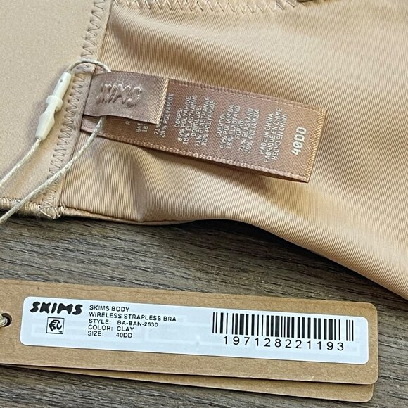 Skims Body Wireless Strapless Bra Women's Plus Size 40DD Clay Color Multiway NEW - Picture 3 of 11
